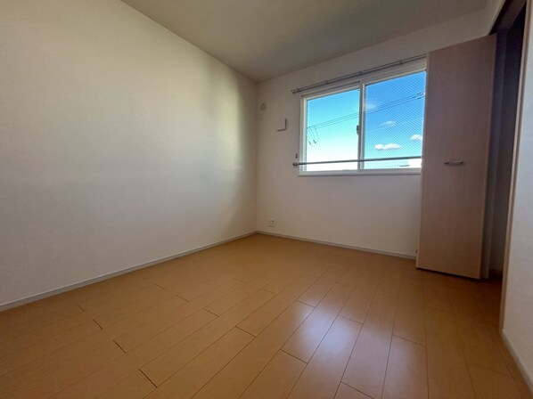 アウローラ玉手Ⅱ Aの物件内観写真